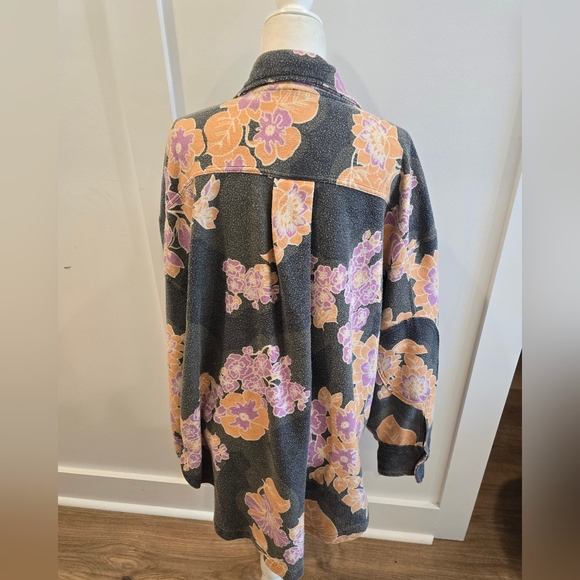 Free People Ruby Floral Grey and Peach Shacket, Size Large - Picture 6 of 9